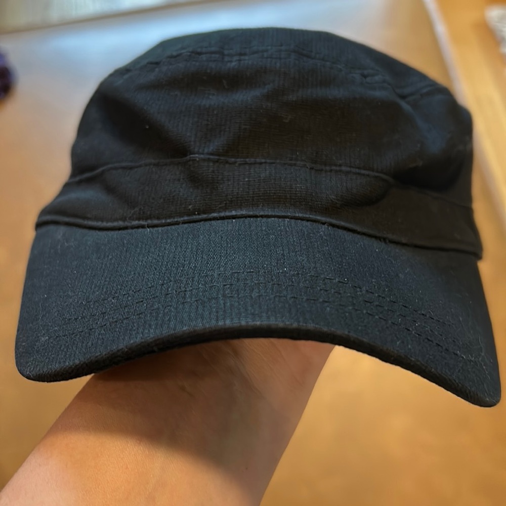 Black hat H+M